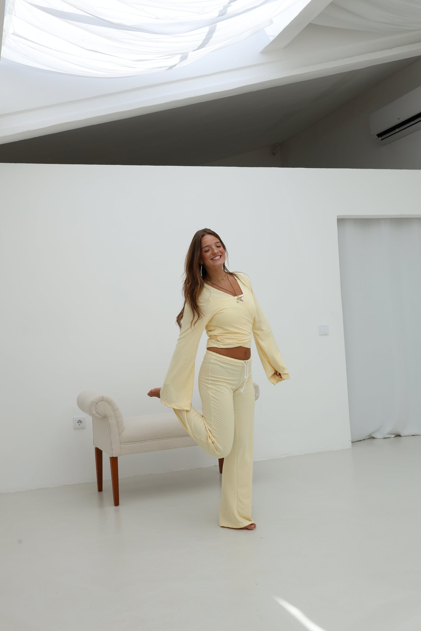 Vanilla Yellow -Calça e Casaco