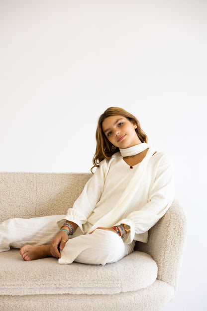 Honey Knit Creme com Calças e Camisola